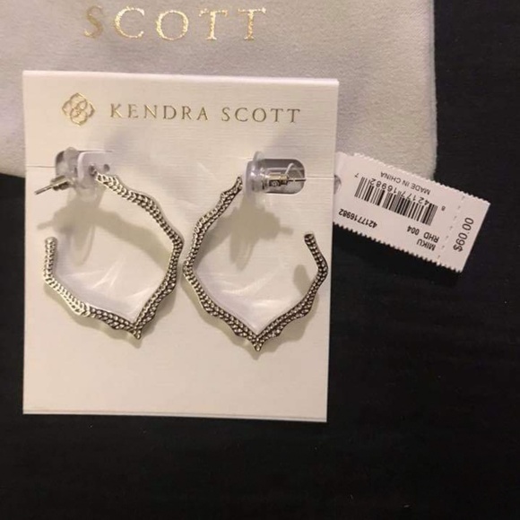 SOLD! Kendra Scott Miku Hoop Earrings- Silver - Picture 1 of 1